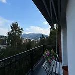 Zen Apartment